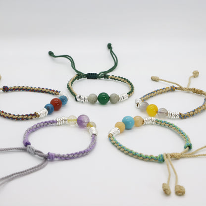Blessed Weave – Tibetisches Knotenarmband